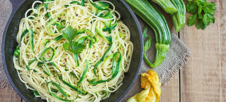 Courgette Guide: Calories, Nutrition & Benefits